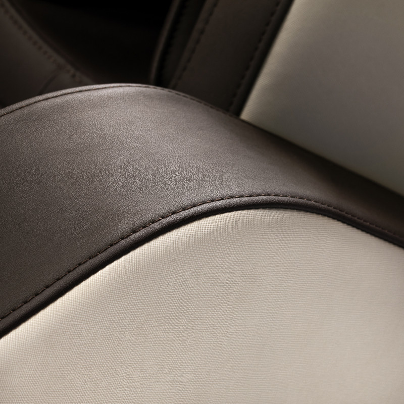 Sakura Comfort Plus 806 massage chair brown